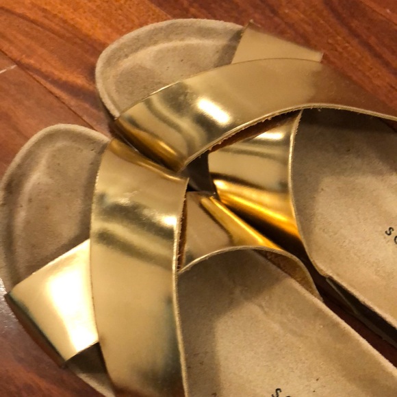 ASOS brand South Beach rose gold sandals - Picture 5 of 7